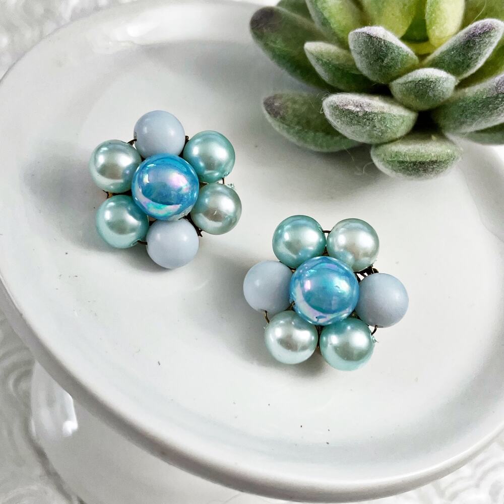 Vintage Mid-Century JAPAN Blue Beaded Cluster Clip Earrings